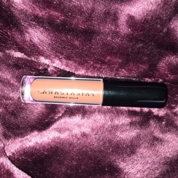 Anastasia Beverly Hills liquid lipstick in sepia - Picture 1 of 1